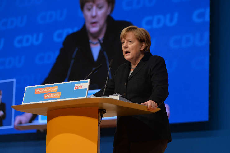2015-12-14_Angela_Merkel_CDU_Parteitag_by_Olaf_Kosinsky_-12-740